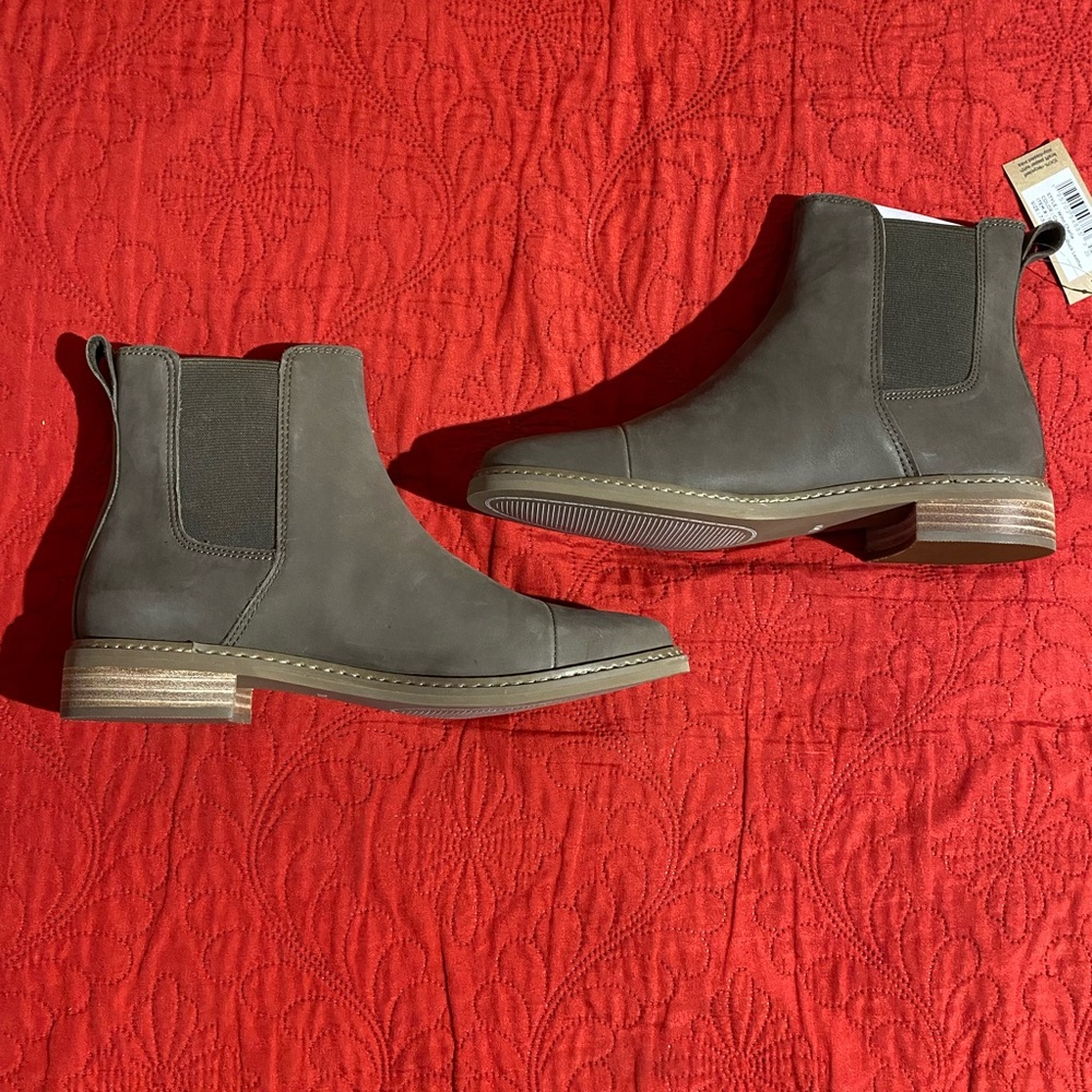 Toms Dark Brown Ankle Boots